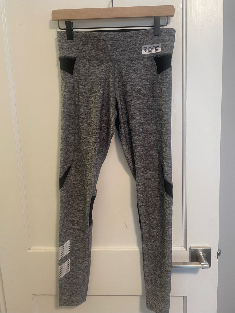 PINK Victoria's Secret Gray Heather Performance Leggings with Black Panels